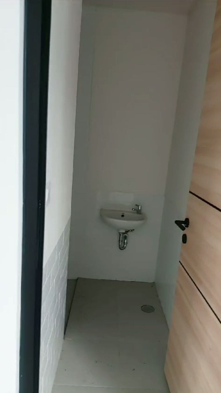 Rumah Disewakan Semi Furnished di Cluster Uptown 